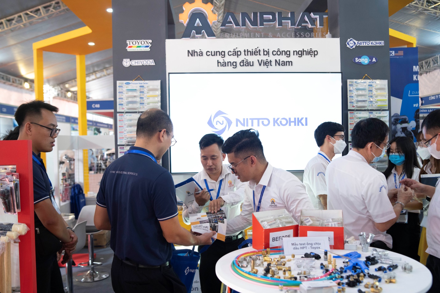 Tại triển lãm VIMF 2022 An Phát đã mang đến những sản phẩm, máy móc thiết bị công nghiệp giúp doanh nghiệp tối đa hóa năng suất, tối ưu chi phí