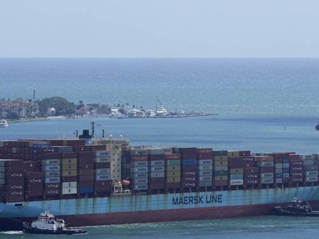 Tên lửa Houthi đánh trúng tàu container treo cờ Singapore ở Biển Đỏ
