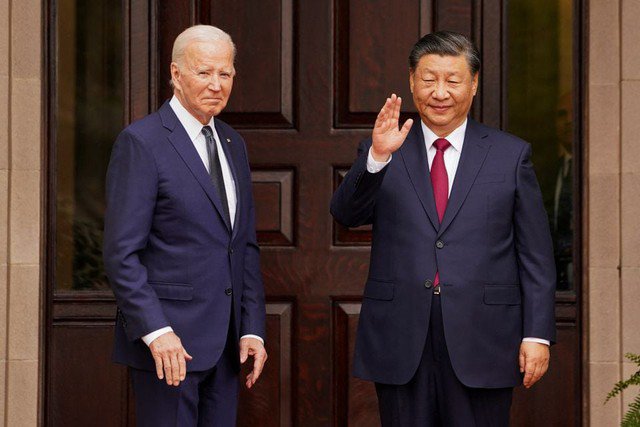Chủ tịch Trung Quốc Tập Cận Bình gặp gỡ Tổng thống Joe Biden tại bang California - Mỹ hồi tháng 11 năm ngoái. Ảnh: Reuters