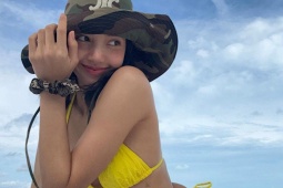 Làm đẹp - 6 triệu người ngắm Lisa khoe hình thể "tỷ lệ vàng" mở màn đầu năm