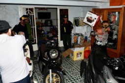 Pháp luật - Triệt phá đường dây số đề, cá độ bóng đá của đại ca Cường “lỳ”