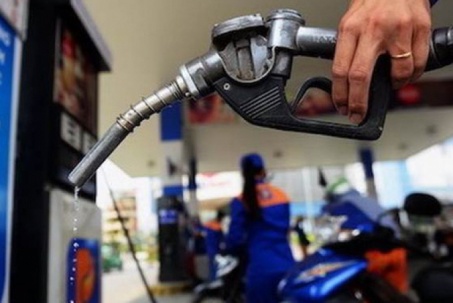 Giá xăng dầu hôm nay 1/1: Diễn biến ra sao khi bước sang năm 2024?