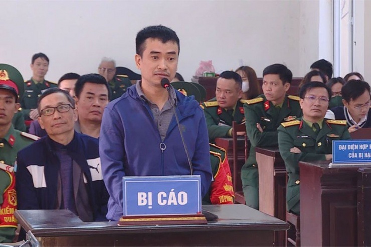 Bị cáo Phan Quốc Việt trong phiên xử tại Tòa án Quân sự Thủ đô ngày 28-12-2023. Ảnh: CTV