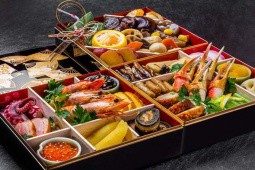 Choáng với hộp cơm đón năm mới của người Nhật: Đỉnh cao của ẩm thực xứ sở phù tang