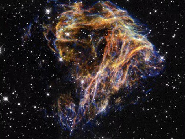 NASA: “Pháo hoa“ rực sáng giữa vật thể đang lao vào dải Ngân Hà