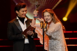 Phim - "Cuộc đời vẫn đẹp sao" trắng tay, Nhan Phúc Vinh thắng giải VTV Awards