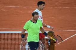 Thể thao - Nadal đáp trả khi bị tiết lộ "làm chiêu trò" và được ưu ái ở Roland Garros