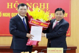 Tin tức trong ngày - Công bố nghị quyết của Ban Thường vụ Tỉnh ủy Bắc Giang về công tác cán bộ