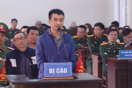 Ngày mai, Phan Quốc Việt tiếp tục hầu tòa vụ án thứ 2