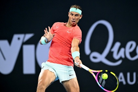 Video tennis Nadal - Thiem: Chóng vánh 2 set, tái xuất hoàn hảo (Brisbane International)
