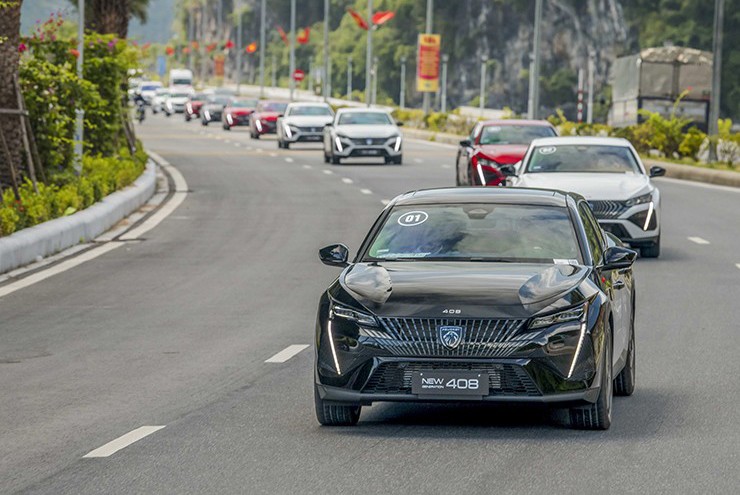 Peugeot 408 tại Việt Nam tăng giá bán nhẹ