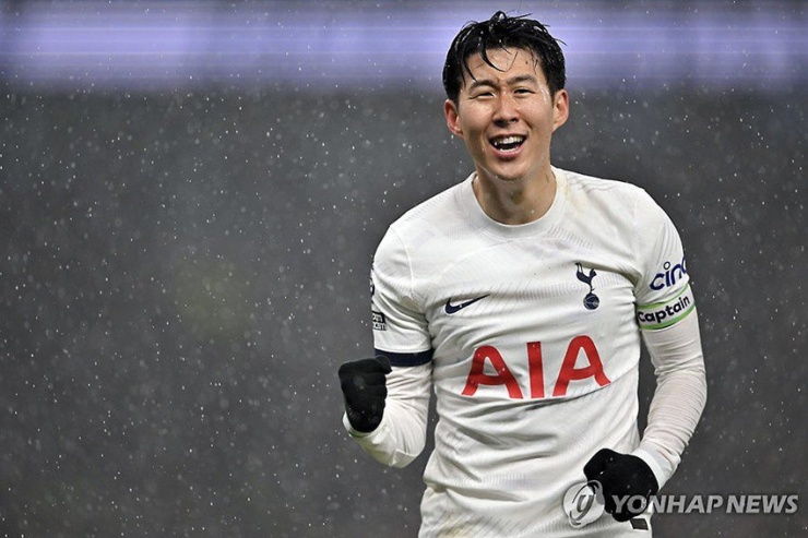 Son Heung-min trở về từ Tottenham sẽ dẫn dắt các cầu thủ Hàn Quốc tìm lại ngôi vô địch châu Á sau 64 năm. Ảnh: YONHAP NEWS