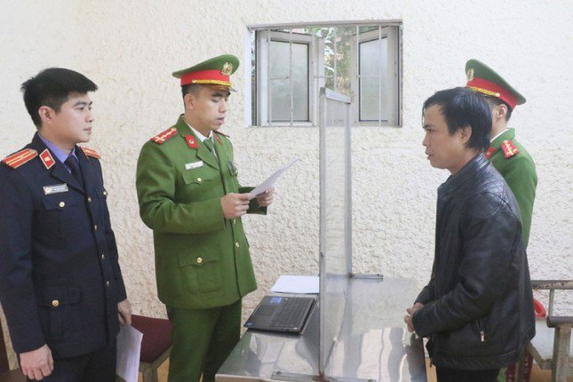 Cơ quan chức năng khởi tố Nguyễn Văn Hiền (Ảnh: Công an cung cấp).