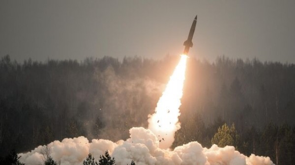 Ukraine ồ ạt nã tên lửa vào Nga nhưng không lọt lưới phòng không - 1