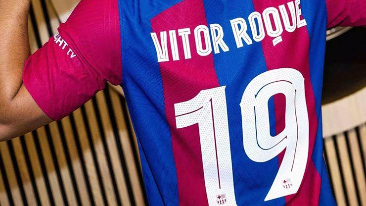 Roque sẽ mặc&nbsp;áo số 19, áo cũ của Messi hồi trẻ
