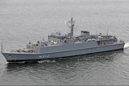 Thế giới - Anh muốn gửi tàu chiến cho Ukraine, nước thành viên NATO "dội gáo nước lạnh"