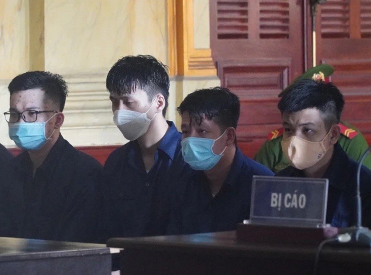 TAND TP.HCM tuyên án nhóm bị cáo đưa 37 người sang Campuchia bán thận, hồi tháng 3-2023. Ảnh: TP