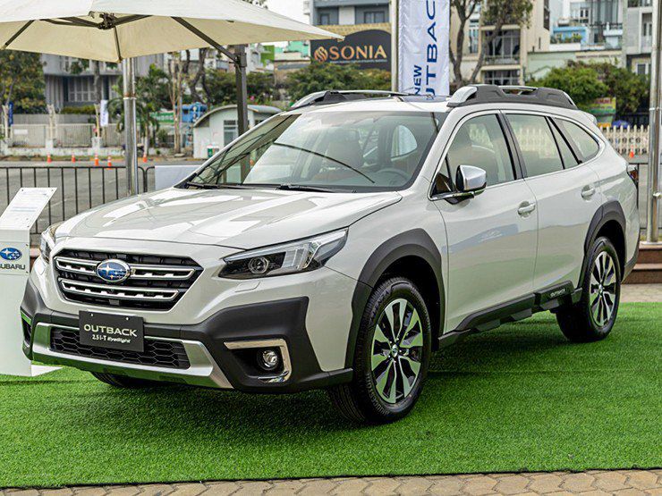 Subaru giảm giá loạt xe chính hãng lên đến 400 triệu đồng - 2