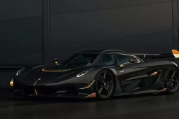 Ngắm xe - Siêu phẩm Koenigsegg Jesko Attack phủ vàng 24k lộ điện