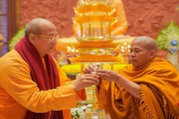 Trụ trì chùa Ba Vàng bị kỷ luật vụ “xá lợi tóc Đức Phật“
