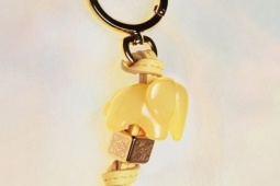 Thời trang - LOEWE hợp tác với nghệ nhân bậc thầy để tạo BST Tết Nguyên đán ngọc bích sang quý