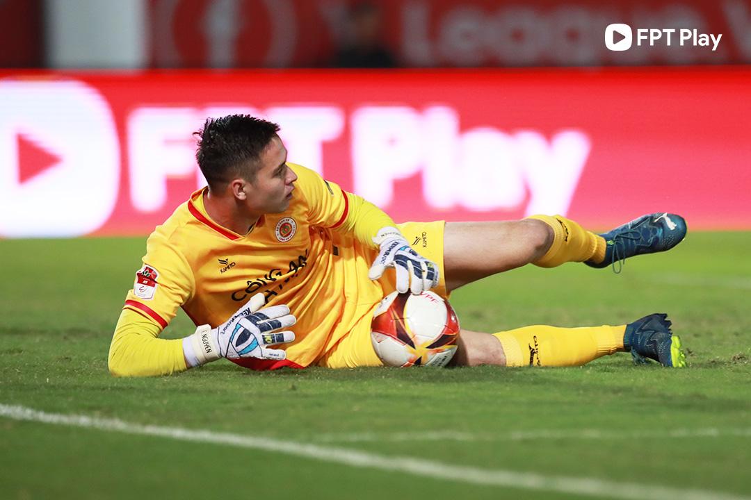 Filip Nguyễn có thể thay thế cho vị trí của Văn Lâm (Ảnh: FPT Play)