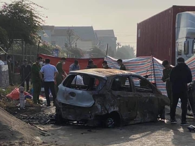 Tin tức trong ngày - 1 người bị cháy đen trong xe ô tô ở Thái Bình