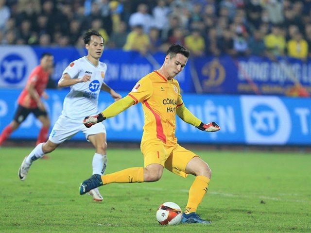 Bóng đá - Tìm thủ lĩnh mới ở tuyến phòng ngự