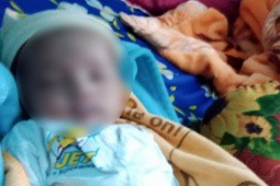 Bé trai 3,6 kg bị bỏ rơi ở chùa Phước Quang, huyện Củ Chi