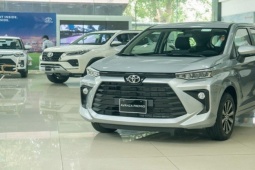 Thị trường - Tiêu dùng - Nóng tuần qua: Ô tô đua nhau giảm giá mạnh hàng trăm triệu đồng