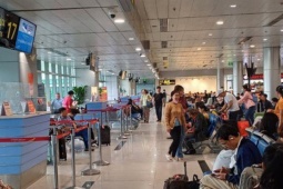 Thị trường - Tiêu dùng - Nhiều người mua nhầm vé máy bay giả, đến giờ ra sân bay mới tá hỏa