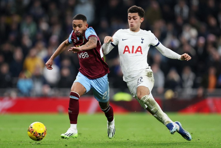 Burnley đã chơi rất kiên cường trước Tottenham