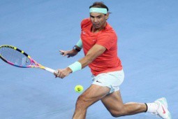 Nadal vẩy trái “kín như bưng“, đánh lừa cả đối thủ lẫn khán giả ở giải Brisbane