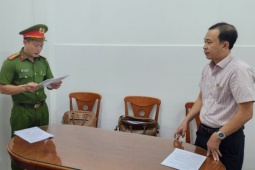 Tin tức trong ngày - Lý do 2 cán bộ ở Phú Quốc bị bắt