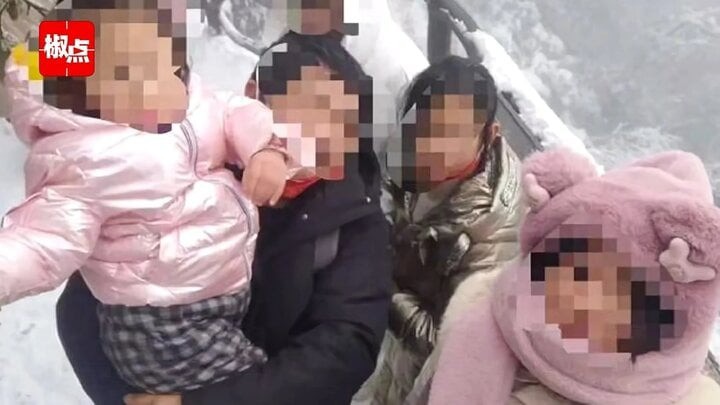 Kết hôn 16 năm, người đàn ông sụp đổ khi biết cả 4 con gái đều không phải của mình.Ảnh: Baidu