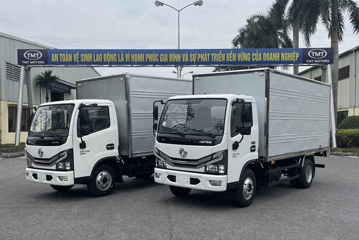Bộ đôi xe tải Trung Quốc mới xuất hiện tại Việt Nam - 1