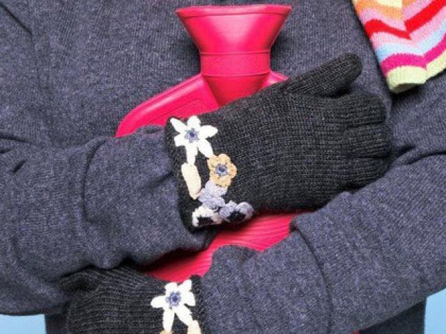 Sức khỏe đời sống - 4 động tác giữ ấm cơ thể hiệu quả ngay trong vòng 1 phút