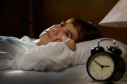 Media - Vì sao mùa đông lại khó ngủ hơn?