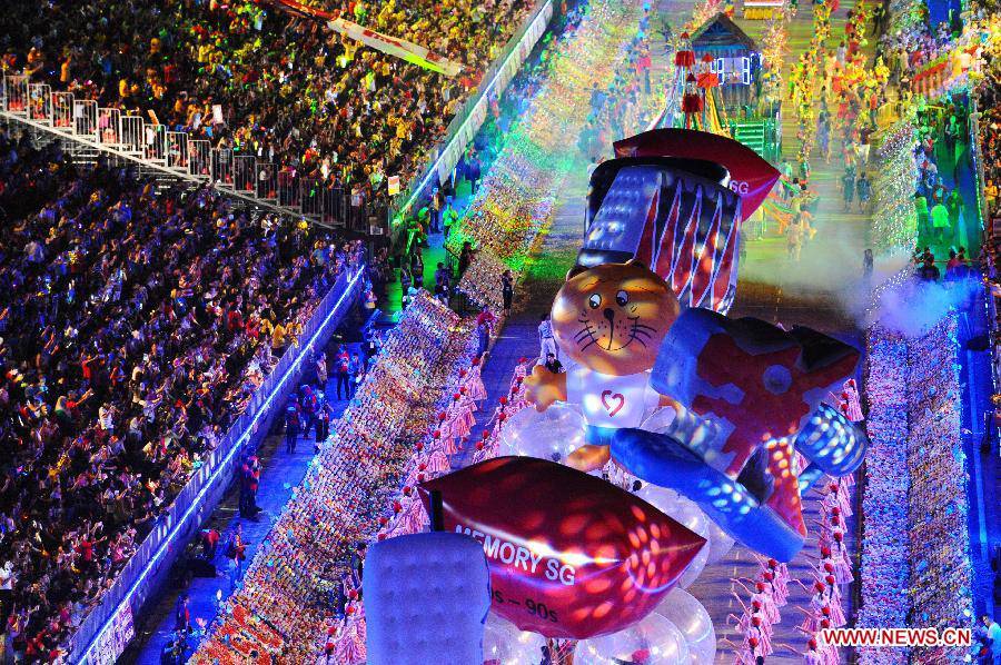 Lễ hội sôi động nhất vào dịp Tết Nguyên Đán ở Singapore, du khách ùn ùn kéo tới - 8