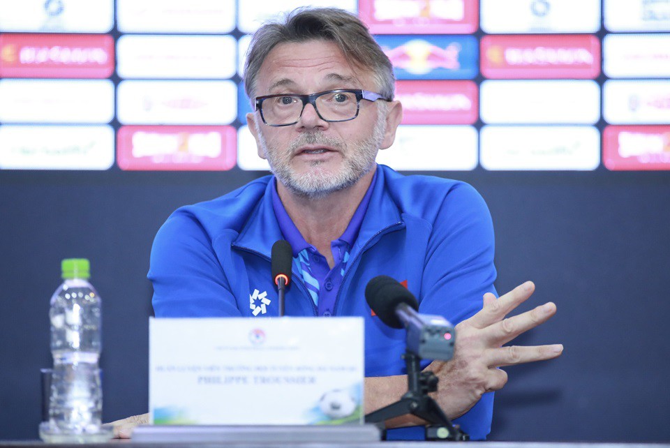 HLV Philippe Troussier khẳng định những cái tên đi Qatar là phù hợp nhất hiện tại (Ảnh: VFF)