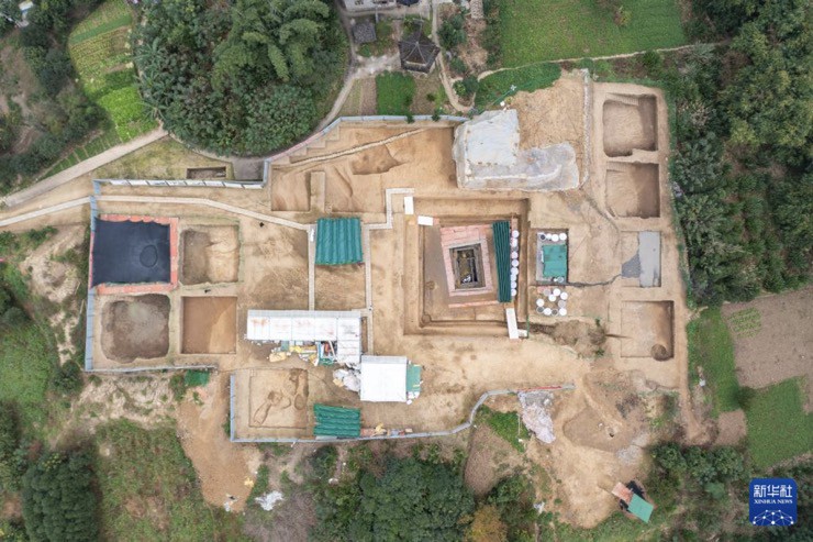 Khu vực khai quật ngôi mộ 2.200 năm tuổi thời Tây Hán ở Trùng Khánh.