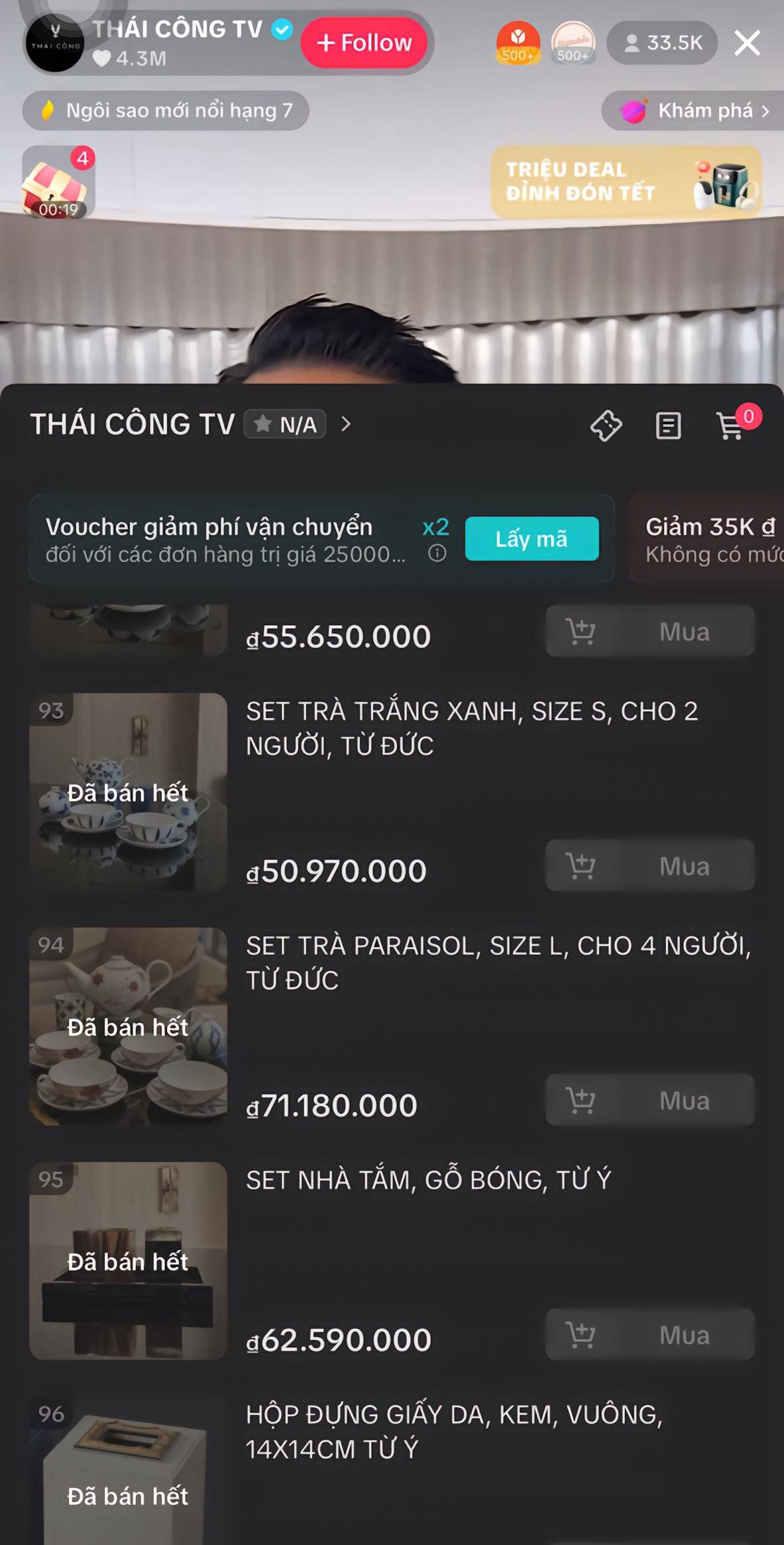 Thái Công livesream bán hàng trên TikTok: "Tôi bán những thứ các bạn không cần nhưng khao khát có" - 1