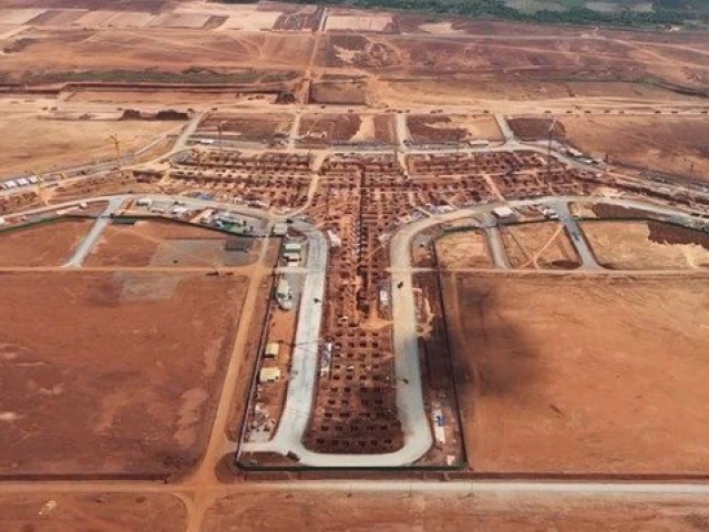 Kinh doanh - Nhà thầu sân bay Long Thành trả lương 400 triệu vẫn không tuyển được lao động