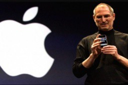 17 năm trước, Steve Job và Apple đã làm thay đổi thế giới