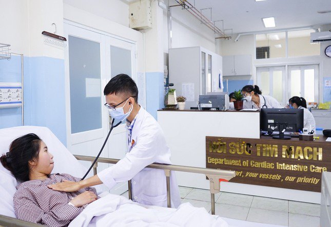 Nữ sinh viên thập tử nhất sinh vì bệnh nguy hiểm dễ nhầm với cảm cúm - 1