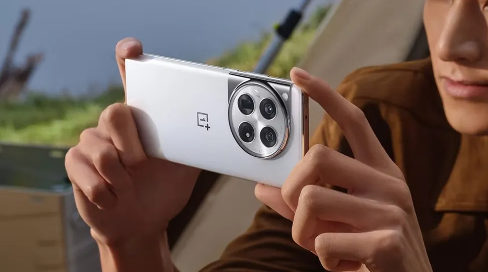 Camera sau của OnePlus 12 được kỳ vọng sẽ trở thành camera tốt nhất trên smartphone.