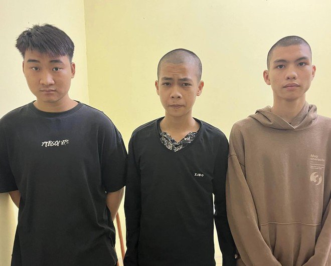 Công an huyện Sóc Sơn bắt 3 thanh niên lưu hành tiền giả - 1