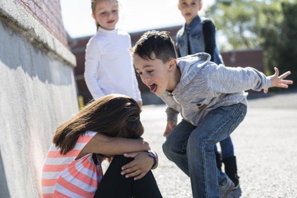 6 hành vi của trẻ từ thuở nhỏ gây tác hại cực lớn cho tương lai, cha mẹ cần uốn nắn ngay kẻo hối không kịp - 3