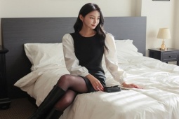 Thời trang - 10 outfit chứng minh trắng đen luôn là “chân ái” của phái đẹp