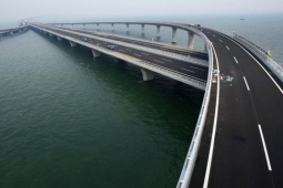 Media - Những con số "khủng" về cây cầu dài nhất thế giới được 10.000 người xây dựng